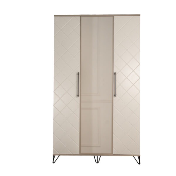 ბელა – სამკარიანი კარადა